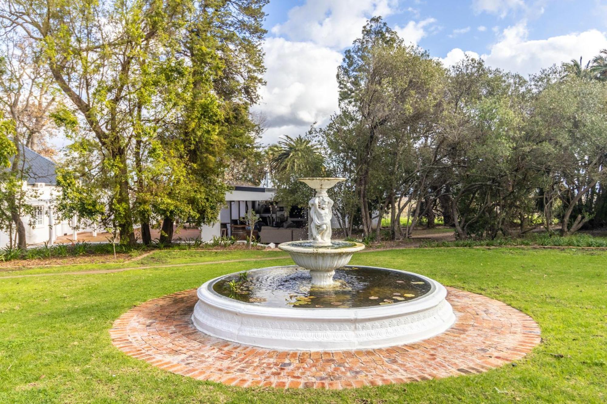 Sunset Farm Stellenbosch Villa Bagian luar foto